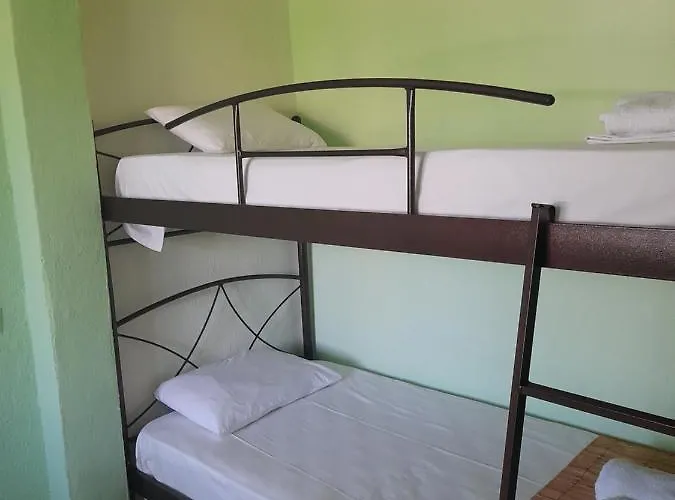 公寓 德罗西亚公寓 *